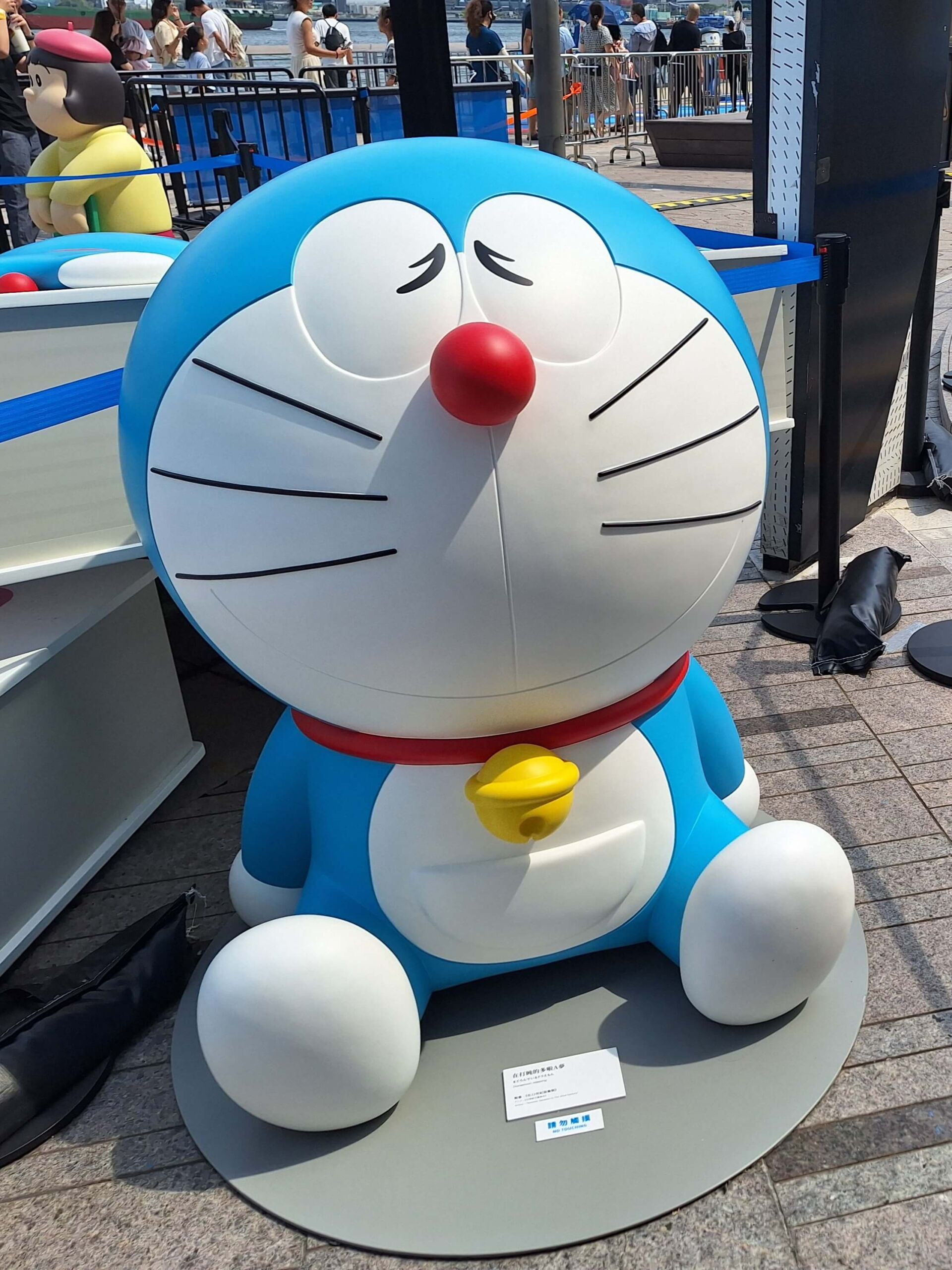 [雕塑] 在打盹的多啦A夢（まどろんでいるドラえもん，Doraemon relaxing）