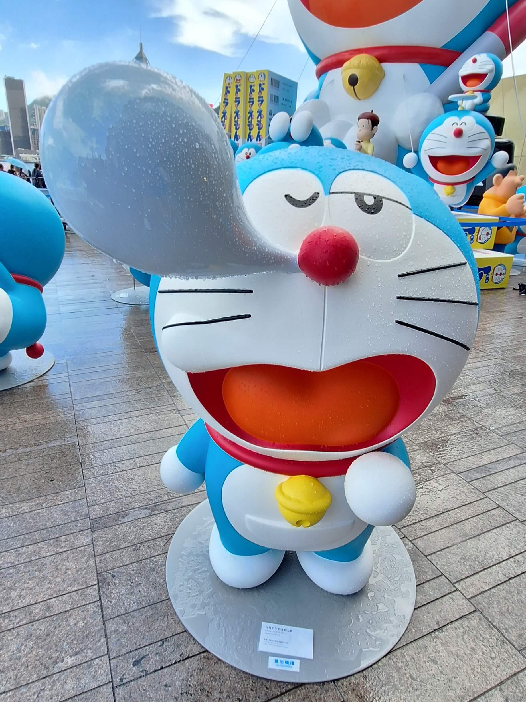 [雕塑] 在打哈欠的多啦A夢（あくびをしているドラえもん，Doraemon yawning）