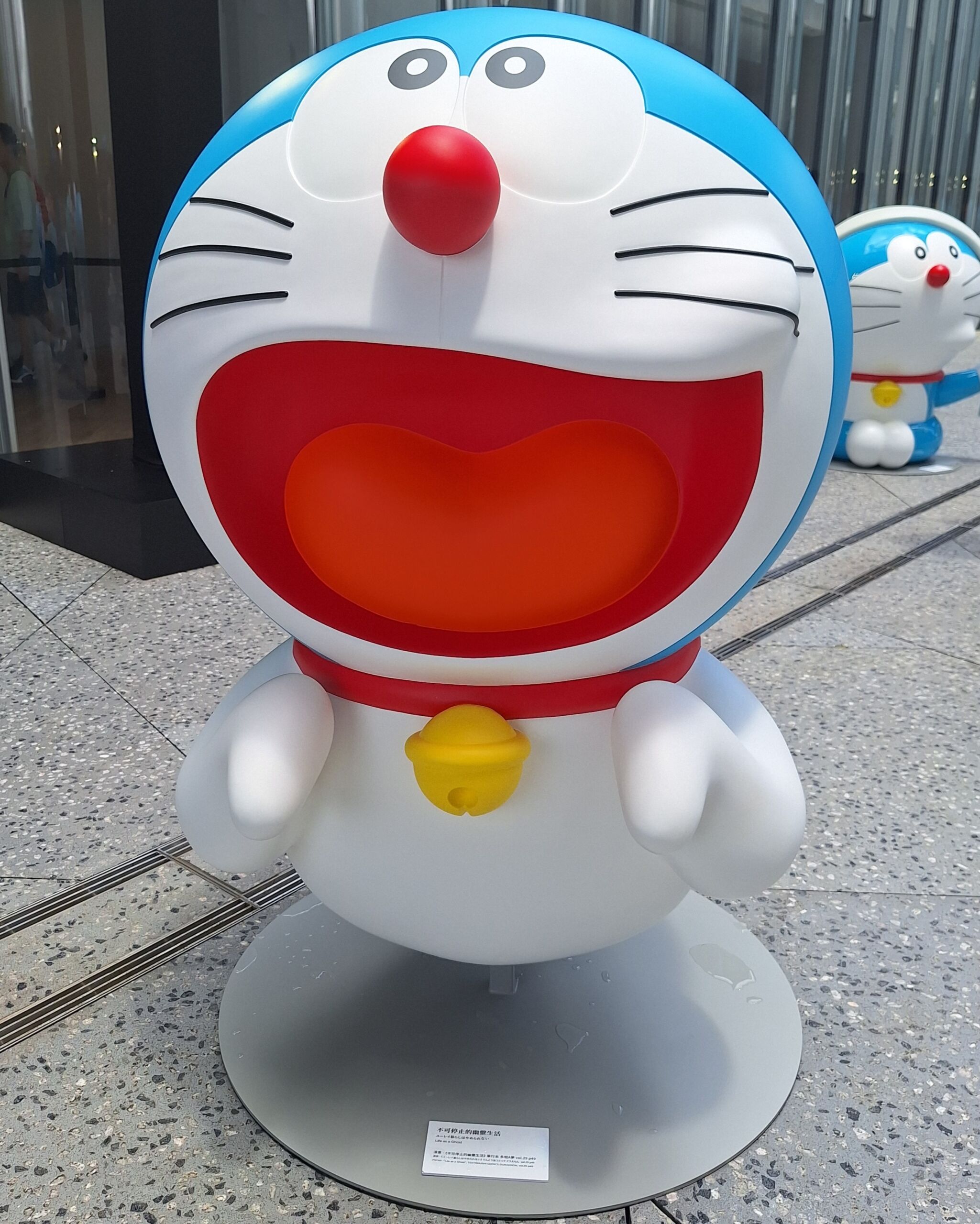 [雕塑] 不想停止當幽靈／不可停止的幽靈生活（ユーレイ暮らしはやめられない，Life as a Ghost）