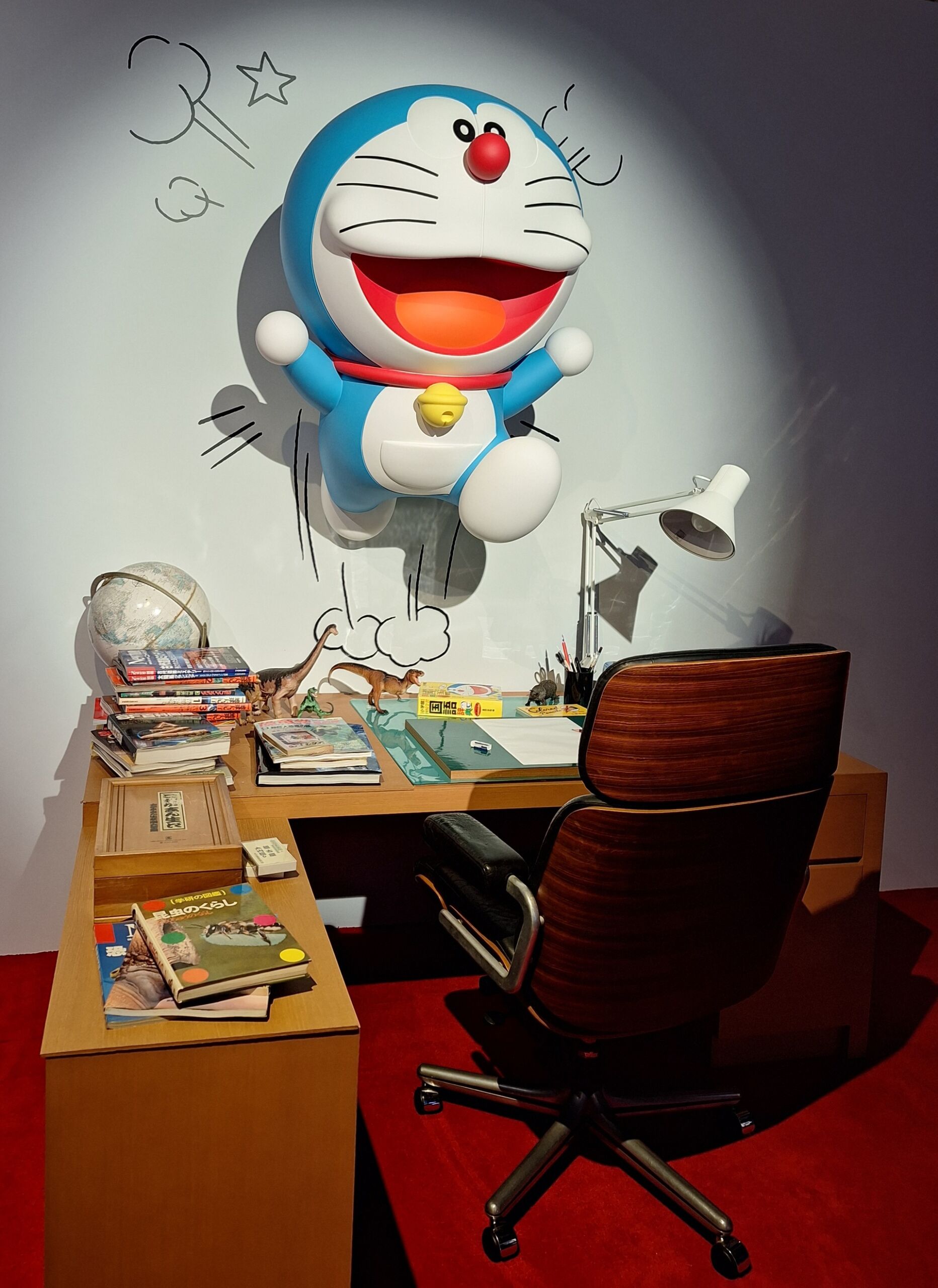 [雕塑] 從抽屜出來的哆啦A夢(哆啦A夢誕生)／由櫃桶跳出來的多啦A夢(多啦A夢誕生)