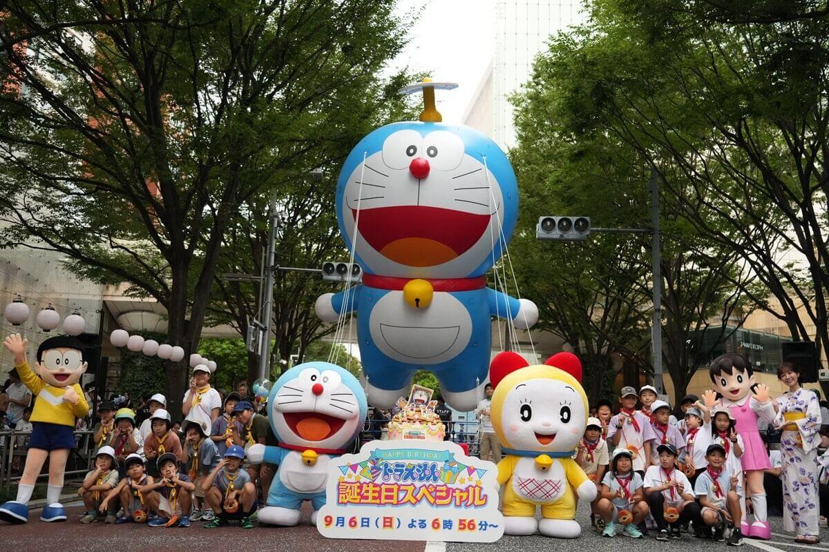 [日本] 六本木變身哆啦A夢生日派對！巨大氣球遊行、銅鑼燒蛋糕驚喜登場